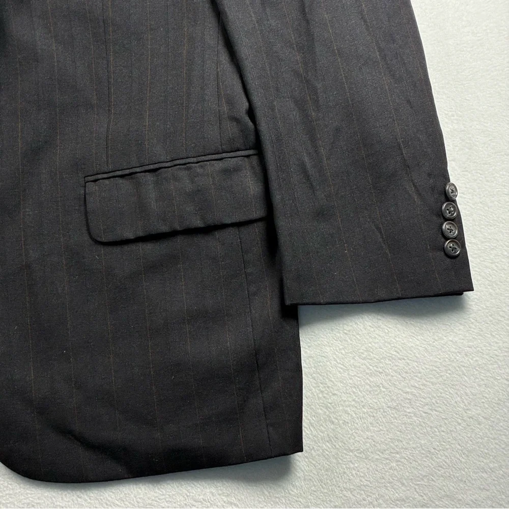 Burberrys Vintage 2 Button Jacket Blazer Navy Blue Tan Pinstripe 46R 100% Wool